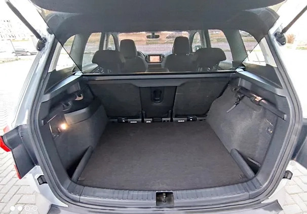 Skoda Karoq cena 77900 przebieg: 125000, rok produkcji 2018 z Płock małe 781
